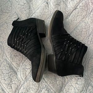 SO Redfield Women’s Ankle Boots